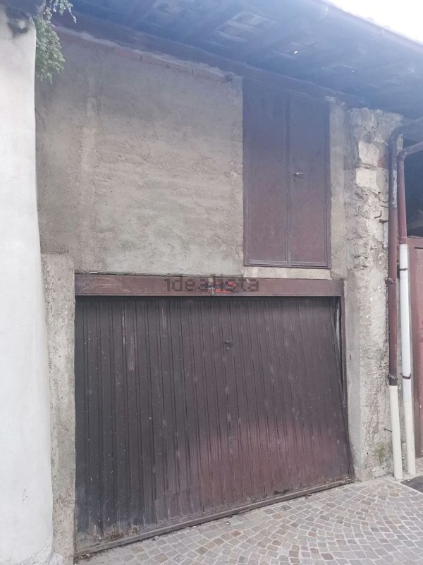 appartamento in vendita a Gavirate