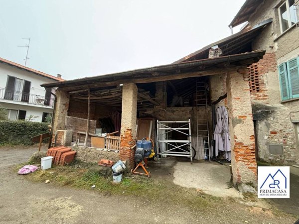 appartamento in vendita a Gavirate