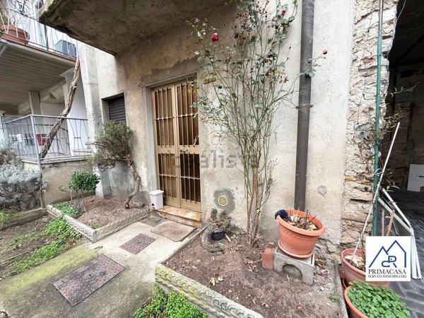 appartamento in vendita a Gavirate