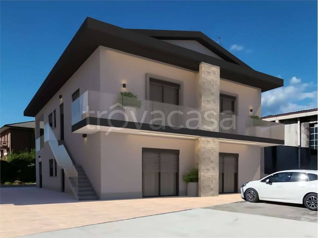 appartamento in vendita a Gavirate in zona Oltrona al Lago