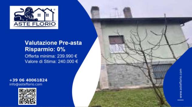 casa indipendente in vendita a Gavirate