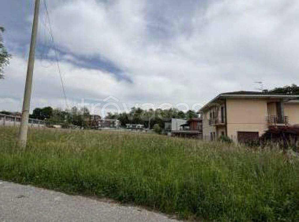 terreno agricolo in vendita a Gavirate