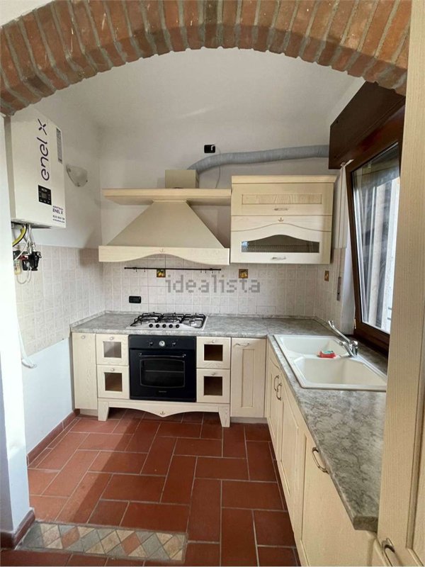 appartamento in vendita a Gavirate