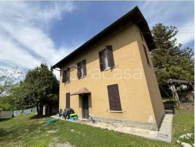 appartamento in vendita a Gavirate