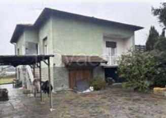 appartamento in vendita a Gavirate