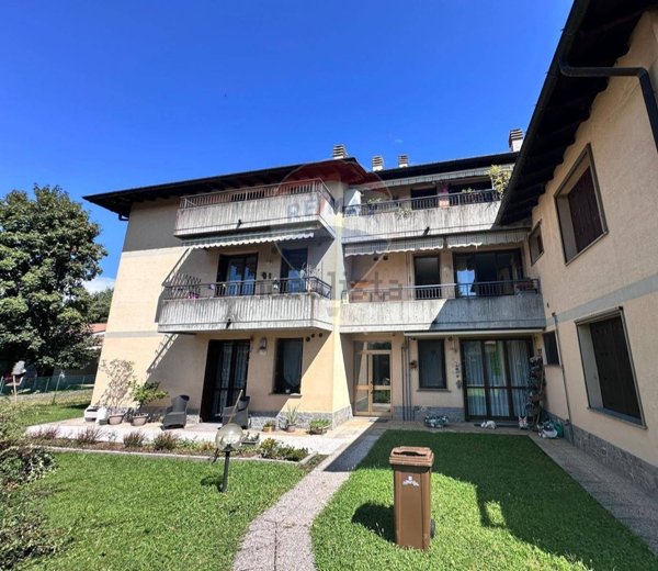 appartamento in vendita a Gavirate