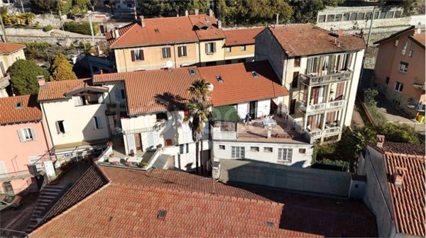 appartamento in vendita a Gavirate