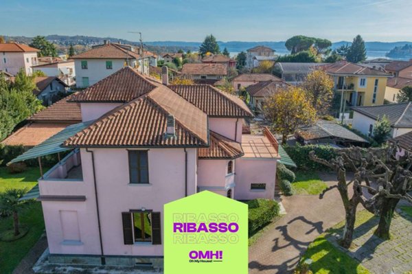 casa indipendente in vendita a Gavirate