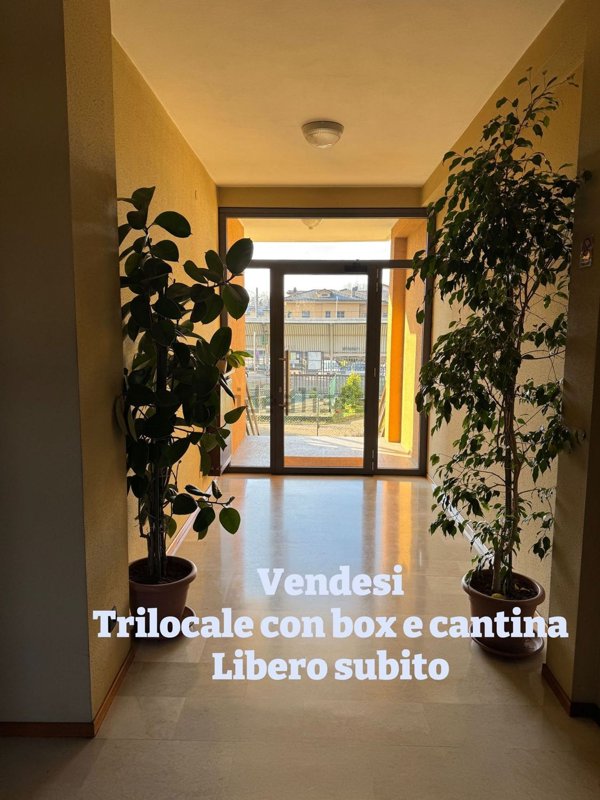 appartamento in vendita a Gavirate