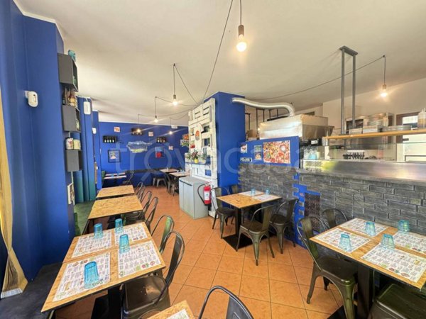 negozio in vendita a Gavirate