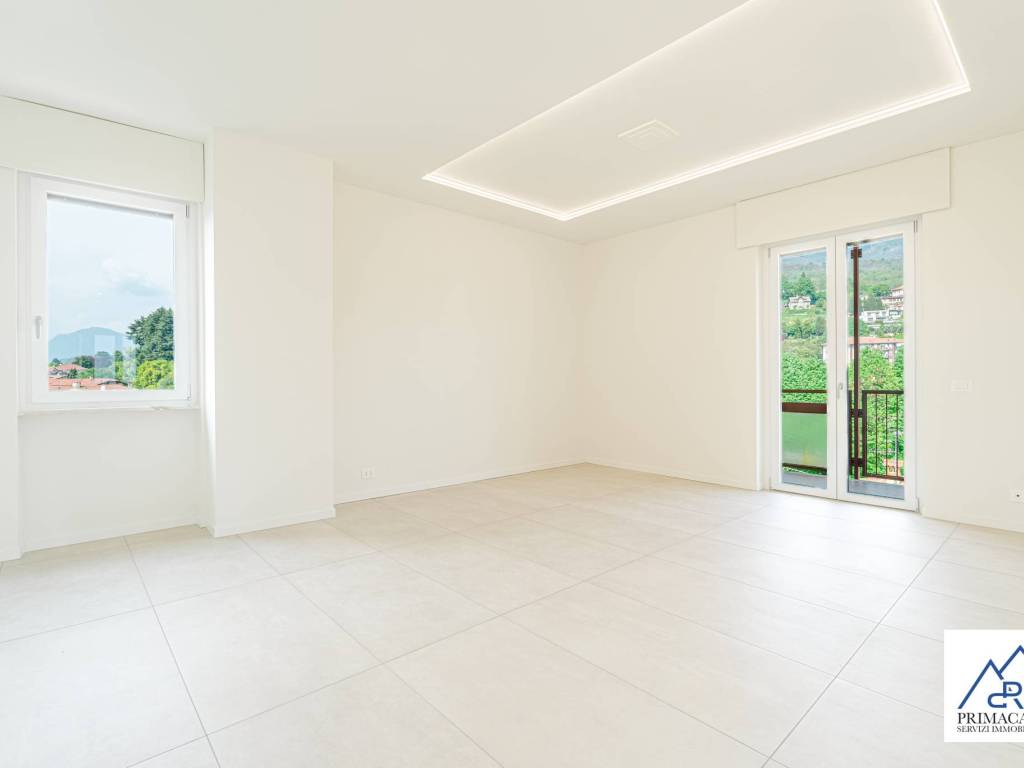 appartamento in vendita a Gavirate