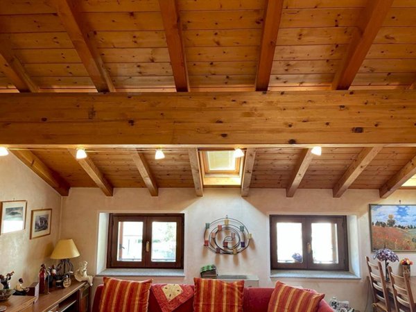 appartamento in vendita a Gavirate