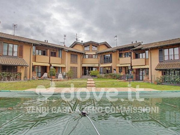 appartamento in vendita a Gavirate