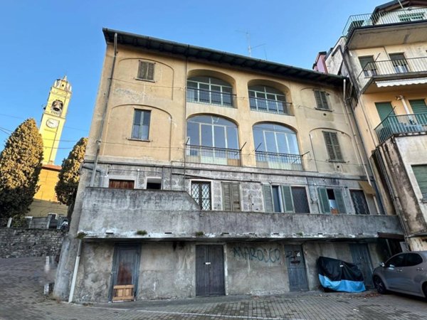 intera palazzina in vendita a Gavirate