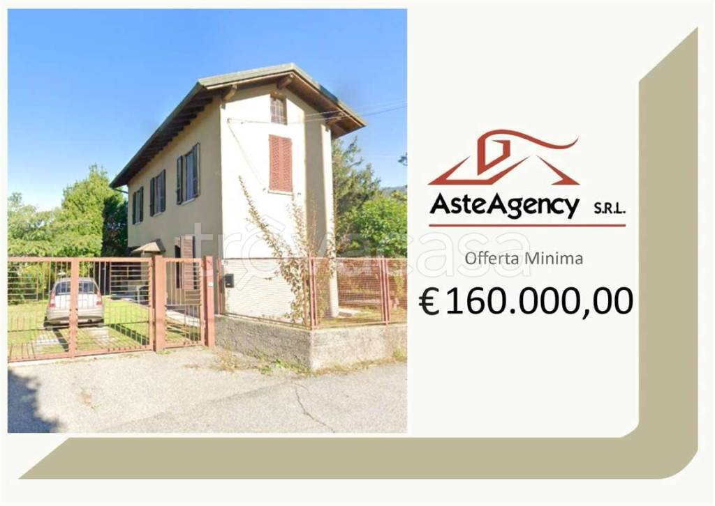 casa indipendente in vendita a Gavirate