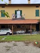 casa indipendente in vendita a Gavirate