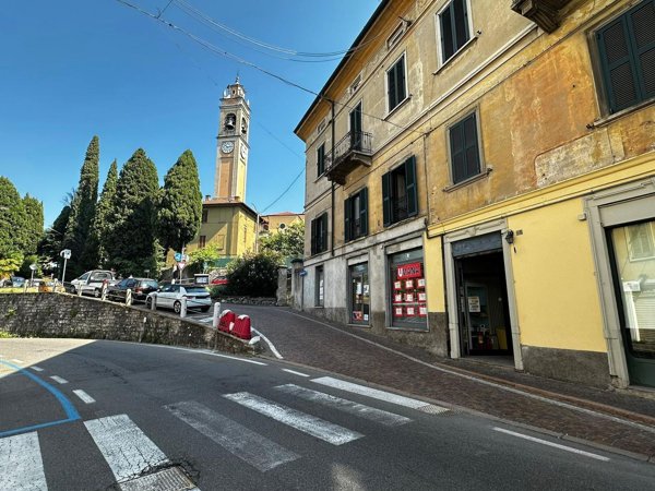 negozio in vendita a Gavirate