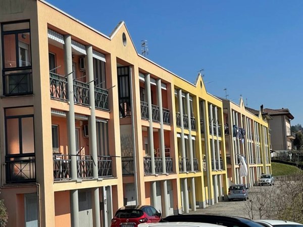appartamento in vendita a Gavirate