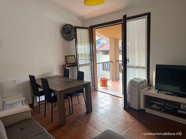 appartamento in vendita a Gavirate