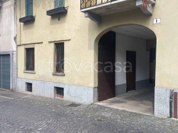 appartamento in vendita a Gavirate