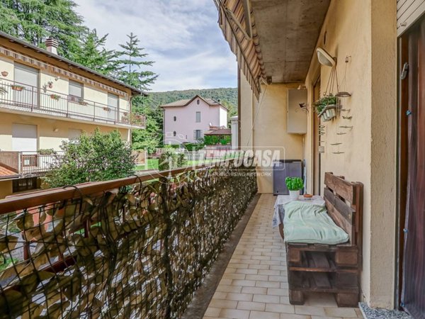 appartamento in vendita a Gavirate
