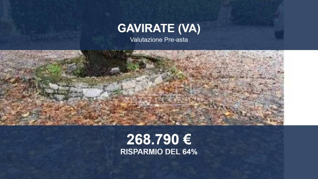 casa indipendente in vendita a Gavirate in zona Oltrona al Lago
