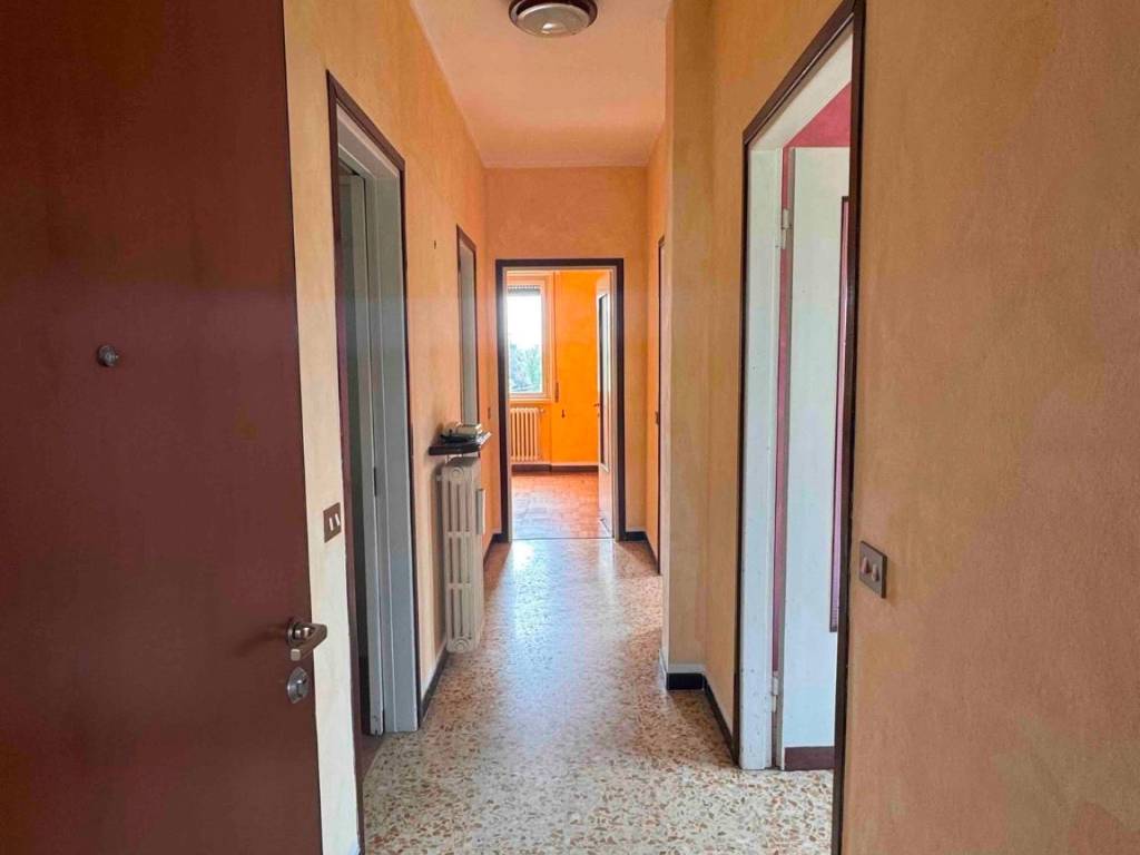 appartamento in vendita a Gavirate
