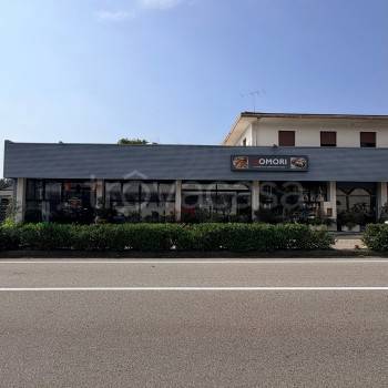 locale commerciale in vendita a Gavirate