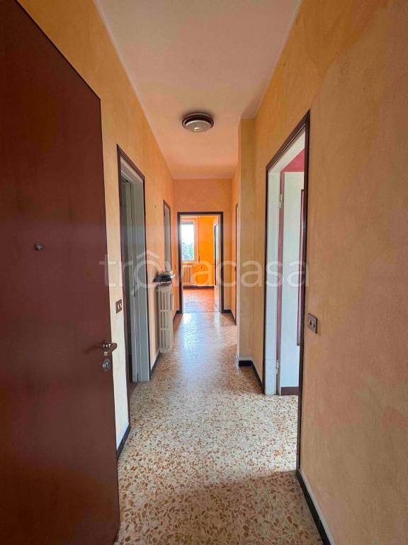 appartamento in vendita a Gavirate