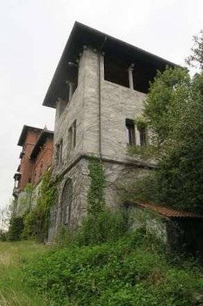 casa indipendente in vendita a Gavirate