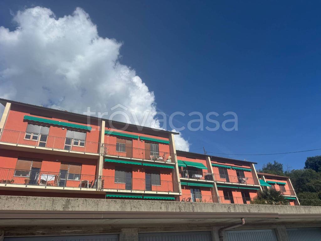 appartamento in vendita a Gavirate
