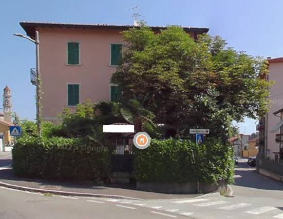 negozio in vendita a Gazzada Schianno