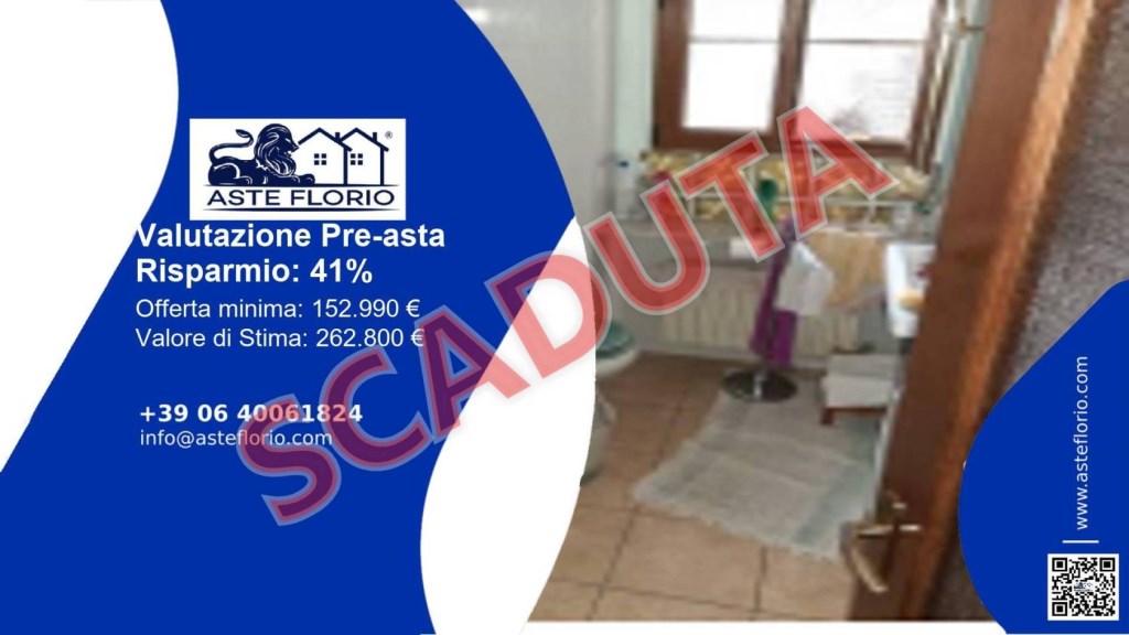 appartamento in vendita a Gazzada Schianno