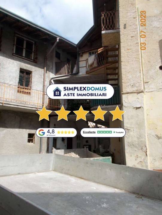 appartamento in vendita a Gazzada Schianno