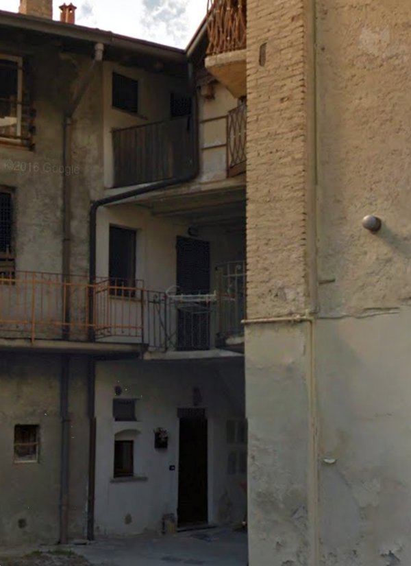 casa indipendente in vendita a Gazzada Schianno