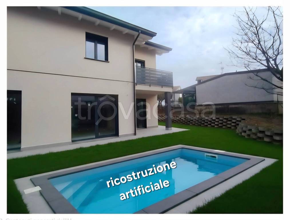 casa indipendente in vendita a Gazzada Schianno
