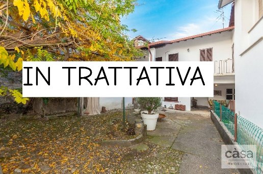 casa indipendente in vendita a Gazzada Schianno