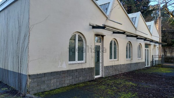 loft in vendita a Gazzada Schianno