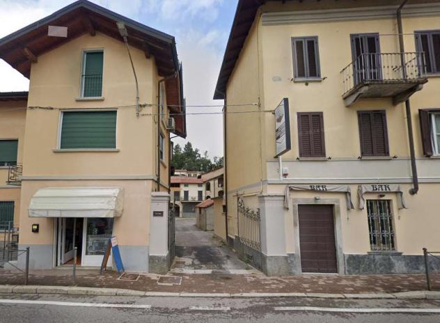 casa indipendente in vendita a Gazzada Schianno