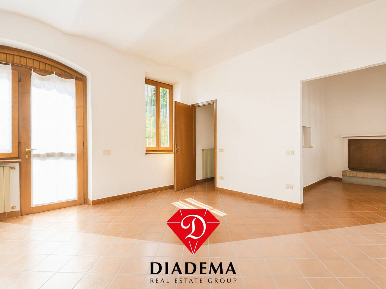 appartamento in vendita a Gazzada Schianno