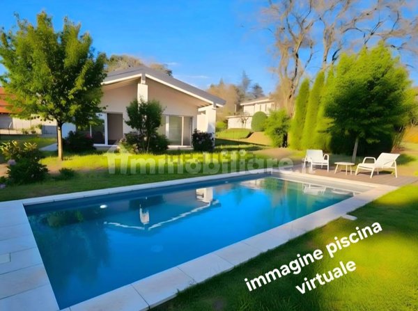 casa indipendente in vendita a Gazzada Schianno