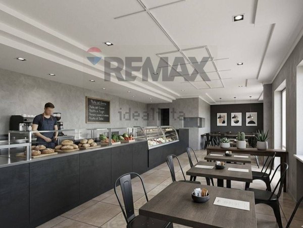 locale commerciale in vendita a Gazzada Schianno