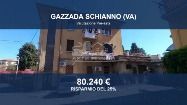 appartamento in vendita a Gazzada Schianno