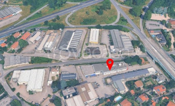 ufficio in vendita a Gazzada Schianno