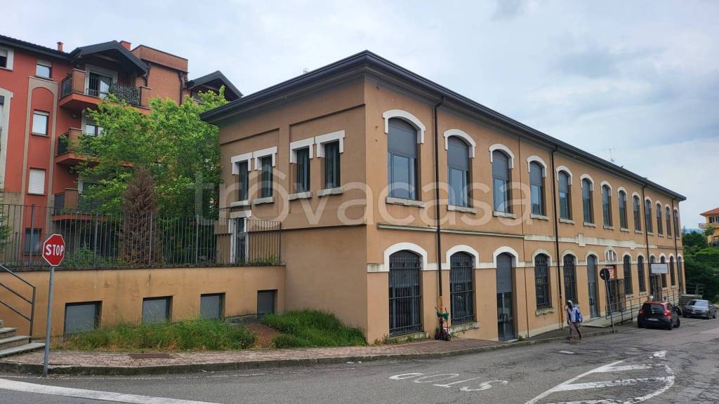 appartamento in vendita a Gemonio