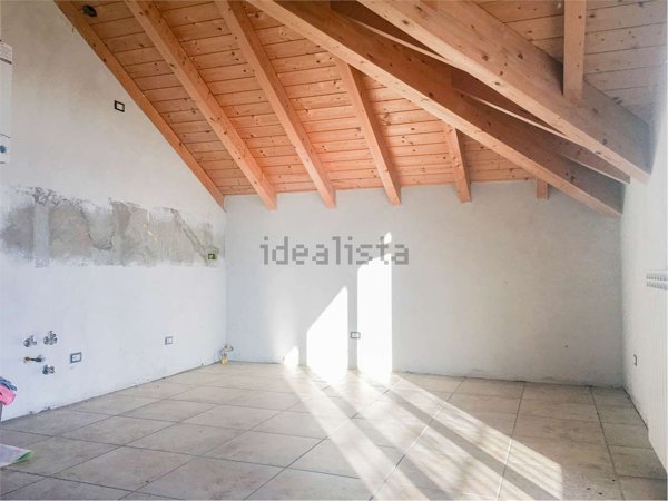 appartamento in vendita a Gemonio