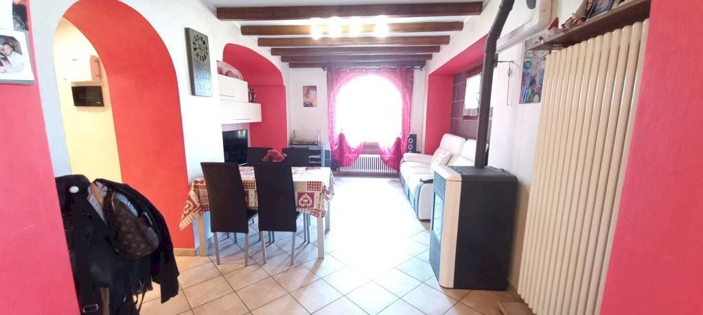 appartamento in vendita a Gemonio