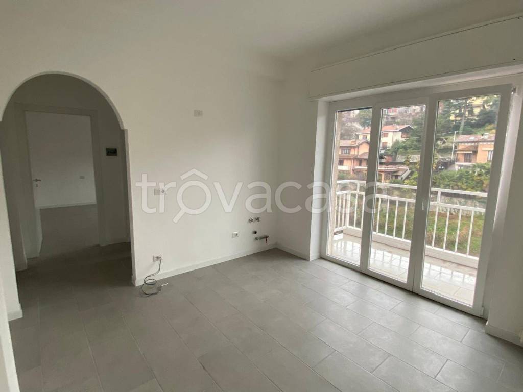 appartamento in vendita a Gemonio