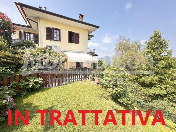 casa indipendente in vendita a Gemonio