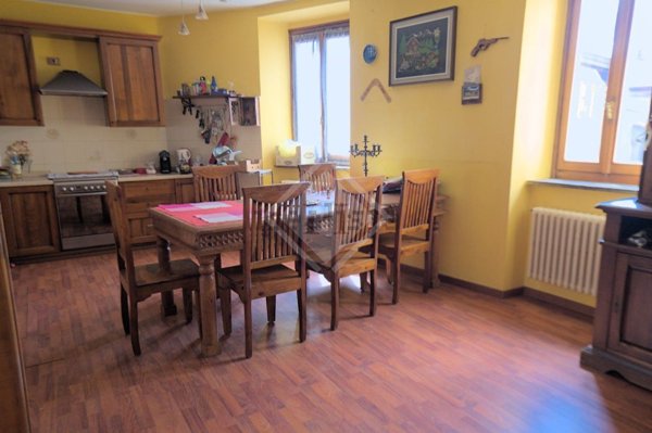 appartamento in vendita a Gemonio